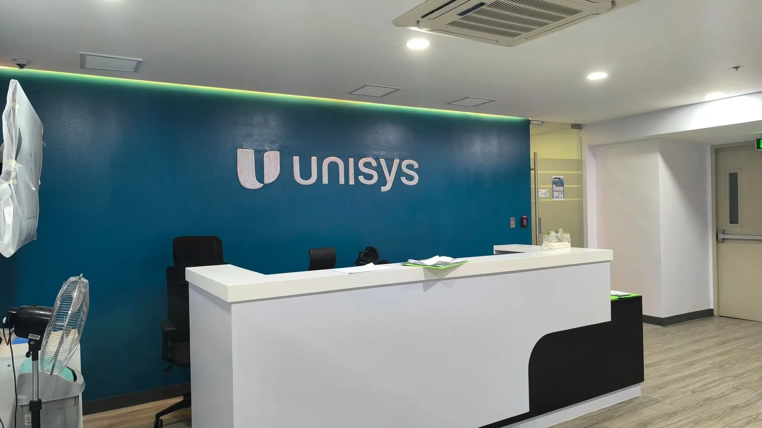 Unisys — design and build office fit-out by Ground Up at Citynet Central, Mandaluyong City — view 4 of 12
