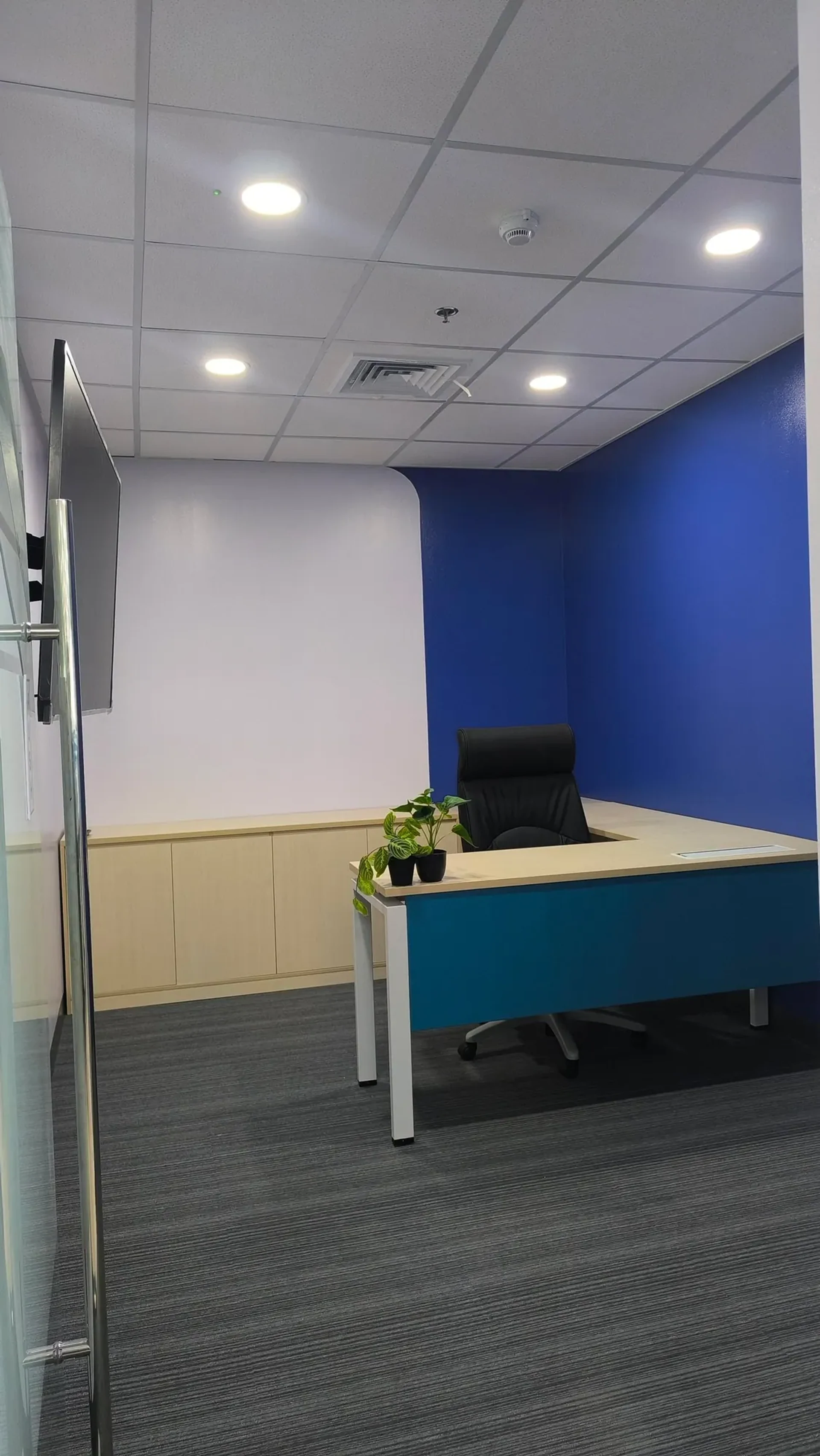 Unisys — design and build office fit-out by Ground Up at Citynet Central, Mandaluyong City — view 5 of 12